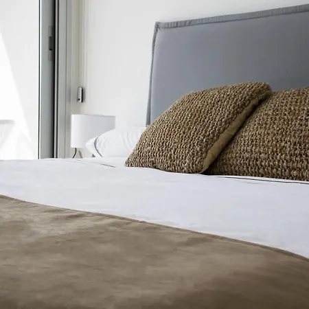 Nature Puig Campana By Ar &